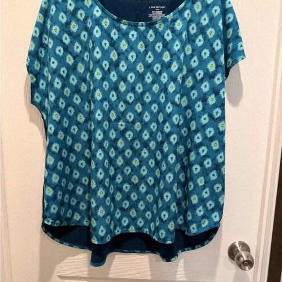 Lane Bryant 18/20 Teal Ikat Print Blouse | Flowy Short Sleeve Plus Size Top - Picture 1 of 7